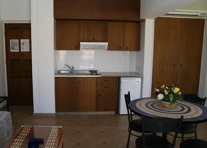 Latchi Studio * Polis